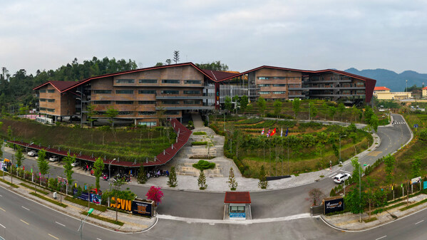 สถาบัน Ardingly College Vietnam (ACVN) จับมือธนาคาร Vietnam Prosperity Joint Stock Commercial Bank (VPBank) เปิดตัวโซลูชันด้านการเงิน-การศึกษา "World Ready"