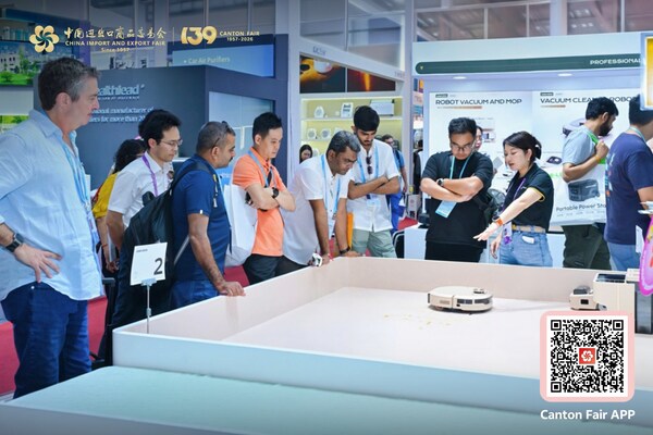 หมวดหมู่อิเล็กทรอนิกส์และเครื่องใช้ไฟฟ้าในงานแคนตันแฟร์ครั้งที่ 139 เน้นนำเสนออุปกรณ์ AI-native หุ่นยนต์เชิงประยุกต์ และการออกแบบที่เป็นมิตรต่อสิ่งแวดล้อม หมวดหมู่อิเล็กทรอนิกส์และเครื่องใช้ไฟฟ้าในงานแคนตันแฟร์ครั้งที่ 139 เน้นนำเสนออุปกรณ์ AI-native หุ่นยนต์เชิงประยุกต์ และการออกแบบที่เป็นมิตรต่อสิ่งแวดล้อม