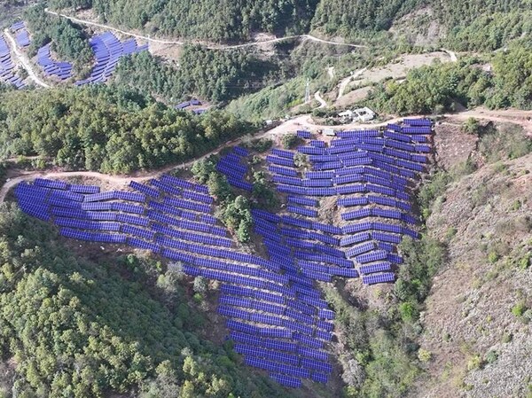 Risen Energy คว้าคำสั่งซื้อแผงเซลล์แสงอาทิตย์ HJT กำลังการผลิต 1.2 GW จาก China Huaneng Group ย้ำความเป็นผู้นำในอุตสาหกรรม Risen Energy คว้าคำสั่งซื้อแผงเซลล์แสงอาทิตย์ HJT กำลังการผลิต 1.2 GW จาก China Huaneng Group ย้ำความเป็นผู้นำในอุตสาหกรรม