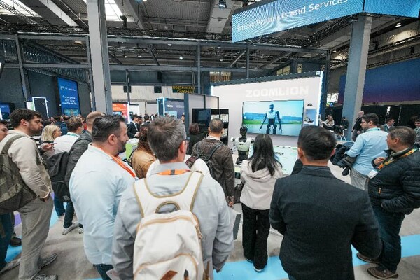 งาน Hannover Messe 2026: Zoomlion เปิดตัว Robot Ops พร้อมโชว์ศักยภาพ AI เชิงอุตสาหกรรมและการผลิตอัจฉริยะ งาน Hannover Messe 2026: Zoomlion เปิดตัว Robot Ops พร้อมโชว์ศักยภาพ AI เชิงอุตสาหกรรมและการผลิตอัจฉริยะ