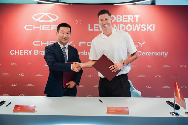 CHERY ประกาศแต่งตั้ง Robert Lewandowski เป็นแบรนด์แอมบาสเดอร์ระดับโลกอย่างเป็นทางการ ตอกย้ำการถ่ายทอดปรัชญาแบรนด์ "For Family" สู่เวทีโลก CHERY ประกาศแต่งตั้ง Robert Lewandowski เป็นแบรนด์แอมบาสเดอร์ระดับโลกอย่างเป็นทางการ ตอกย้ำการถ่ายทอดปรัชญาแบรนด์ "For Family" สู่เวทีโลก