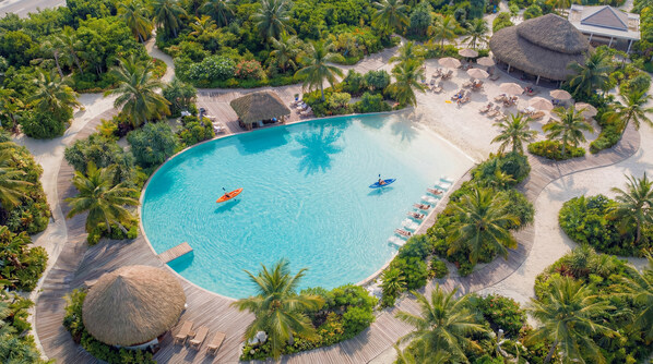 Crystal Lagoons เปิดตัว Small Lagoons by Crystal Lagoons™ ขนาด 500 ตารางเมตร ปักจุดสิ้นสุดยุคสระว่ายน้ำเชิงพาณิชย์ Crystal Lagoons เปิดตัว Small Lagoons by Crystal Lagoons™ ขนาด 500 ตารางเมตร ปักจุดสิ้นสุดยุคสระว่ายน้ำเชิงพาณิชย์