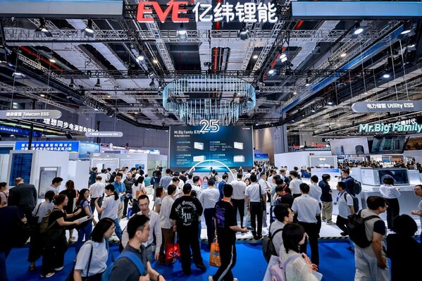 SNEC 2026 | EVE Energy คว้าคำสั่งซื้อล็อตใหญ่พุ่งทะลุ 67GWh พร้อมตอกย้ำการความผู้นำด้านการจัดเก็บพลังงาน SNEC 2026 | EVE Energy คว้าคำสั่งซื้อล็อตใหญ่พุ่งทะลุ 67GWh พร้อมตอกย้ำการความผู้นำด้านการจัดเก็บพลังงาน