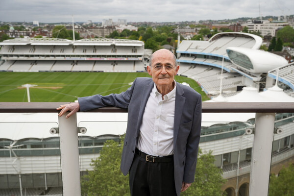 เพนต์เฮาส์ Lord's พร้อมระเบียงส่วนตัวขนาด 100 ฟุต มองเห็นสนามคริกเก็ต Home of Cricket เปิดขายเป็นครั้งแรก