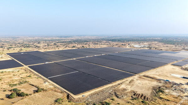 Sungrow เร่งการเชื่อมต่อโครงการฐานผลิตไฟฟ้าพลังงานแสงอาทิตย์และระบบกักเก็บพลังงานที่ใหญ่ที่สุดของเมียนมาสู่โครงข่ายไฟฟ้า ด้วยการทดสอบและเดินระบบแล้วเสร็จภายใน 7 วัน Sungrow เร่งการเชื่อมต่อโครงการฐานผลิตไฟฟ้าพลังงานแสงอาทิตย์และระบบกักเก็บพลังงานที่ใหญ่ที่สุดของเมียนมาสู่โครงข่ายไฟฟ้า ด้วยการทดสอบและเดินระบบแล้วเสร็จภายใน 7 วัน